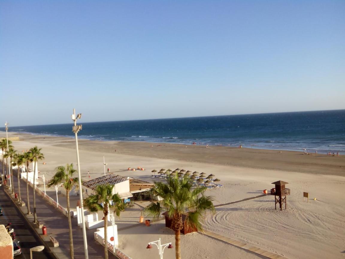Apartamento En La Playa Con Garaje Cádis Exterior foto